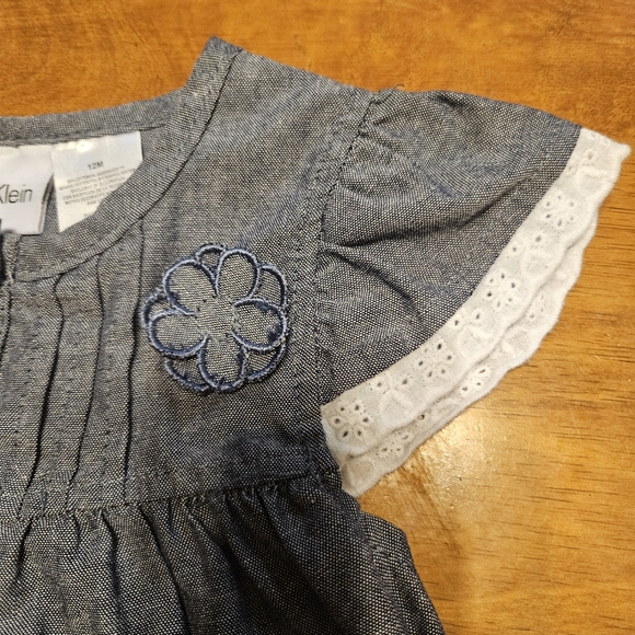 Calvin Klein baby girl dress 12M - Picture 3 of 10
